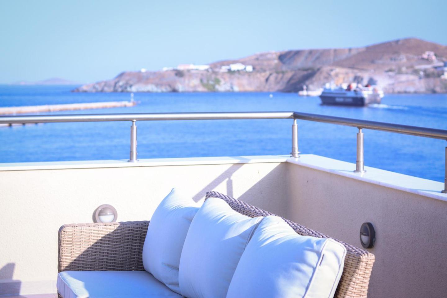 Emilia Suites Ermoúpoli Eksteriør bilde