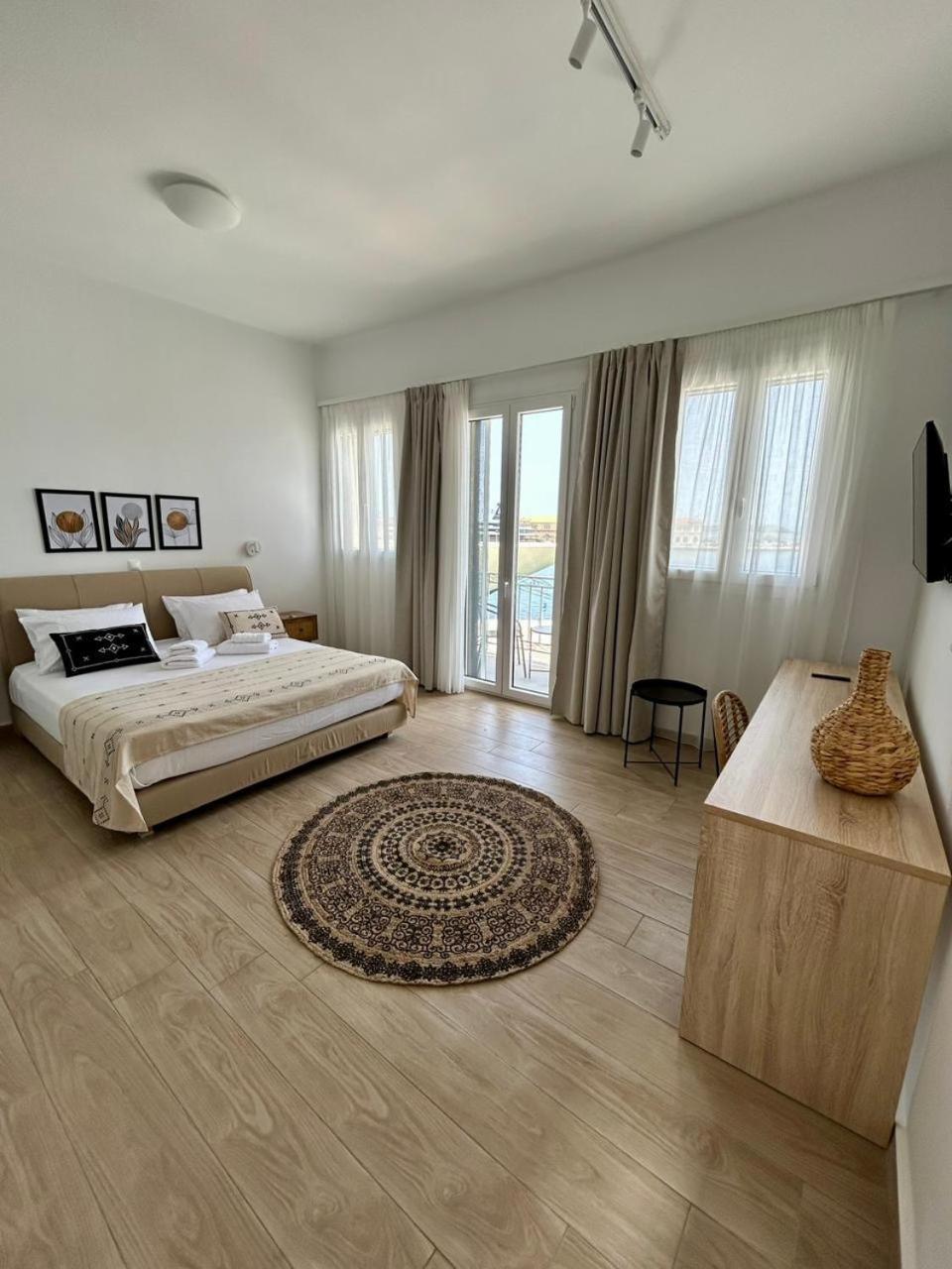 Emilia Suites Ermoúpoli Eksteriør bilde
